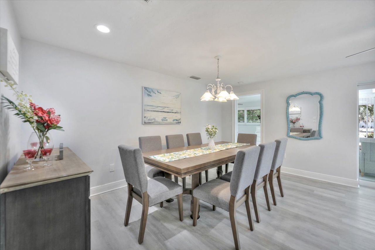 930 Lindgren Blvd, Sanibel, FL 33957 Photo