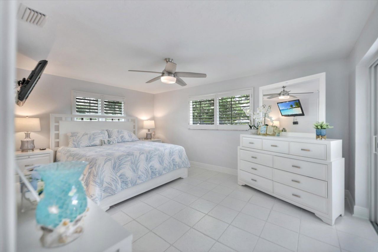 930 Lindgren Blvd, Sanibel, FL 33957 Photo