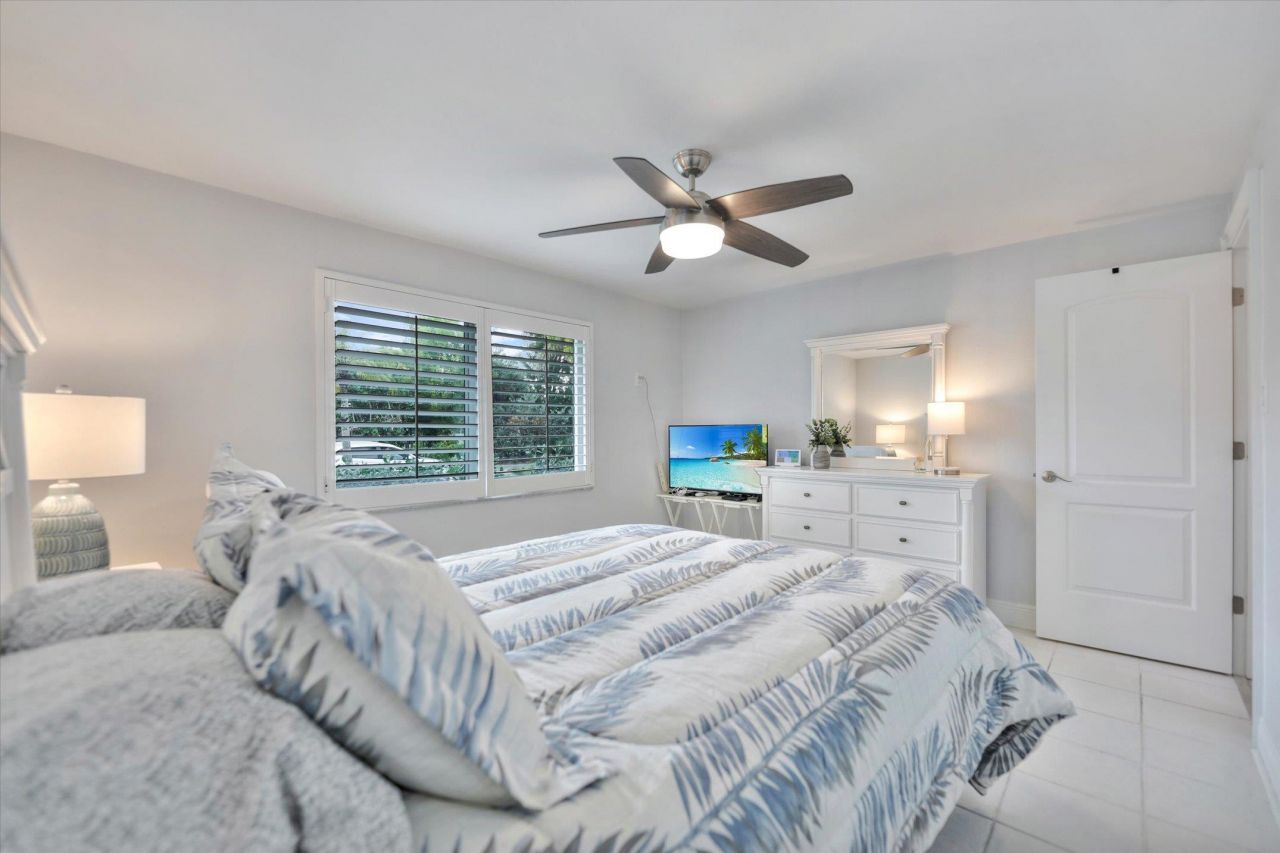 930 Lindgren Blvd, Sanibel, FL 33957 Photo