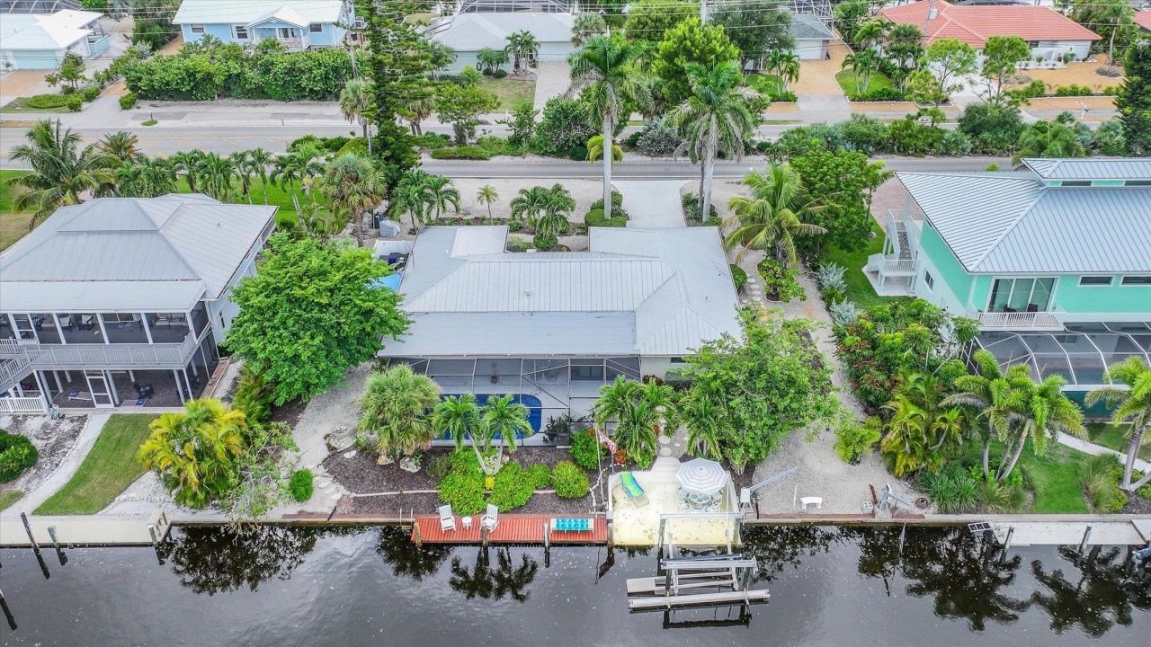 930 Lindgren Blvd, Sanibel, FL 33957 Photo