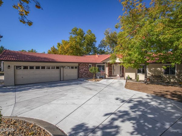 2835 Parkway Drive, Reno, NV 89502
