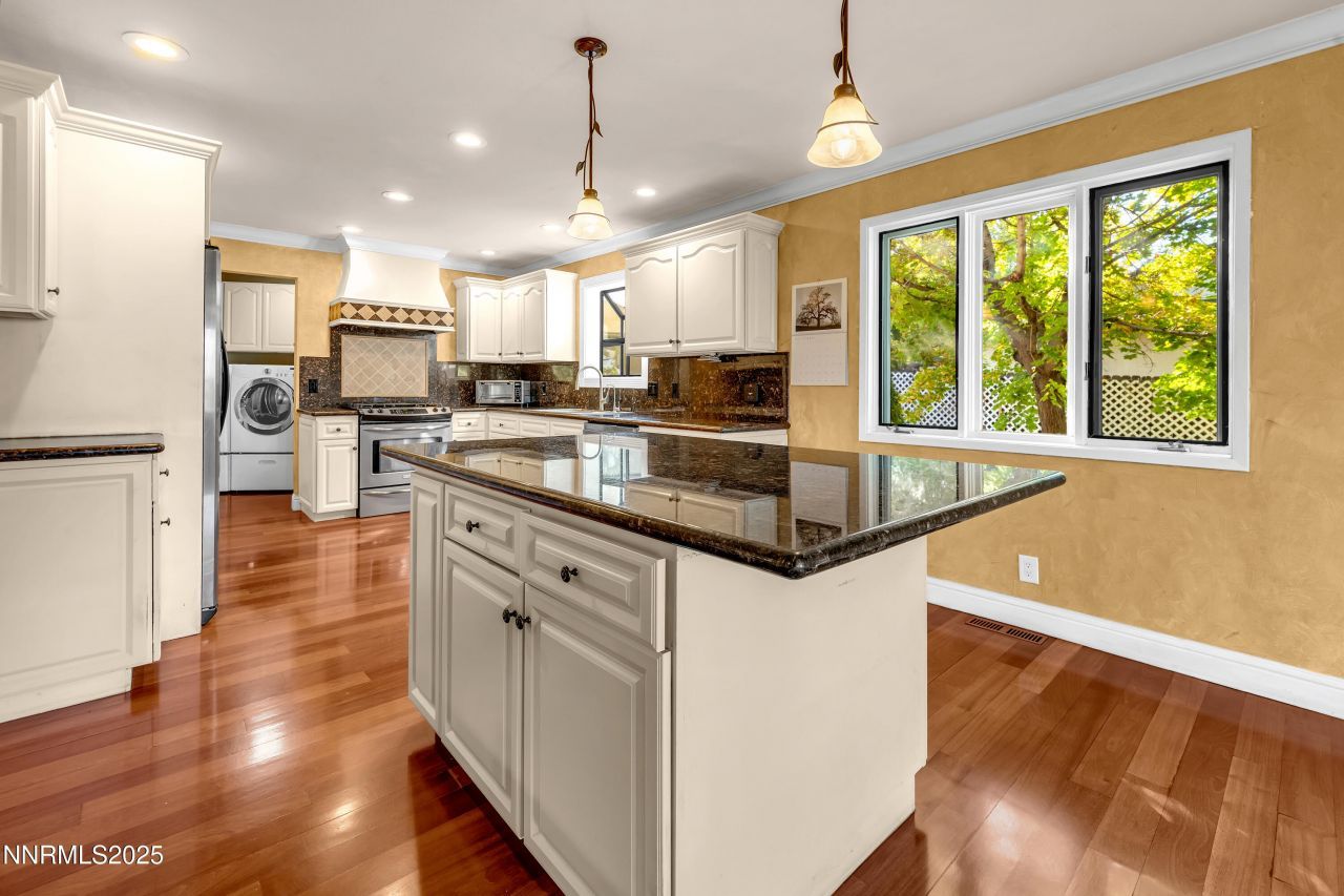 2835 Parkway Drive, Reno, NV 89502 Photo