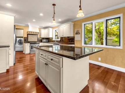 2835 Parkway Drive, Reno, NV 89502 Photo