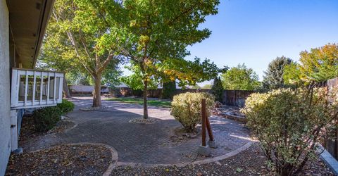 2835 Parkway Drive, Reno, NV 89502 Photo