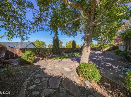 2835 Parkway Drive, Reno, NV 89502 Photo