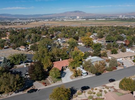 2835 Parkway Drive, Reno, NV 89502 Photo