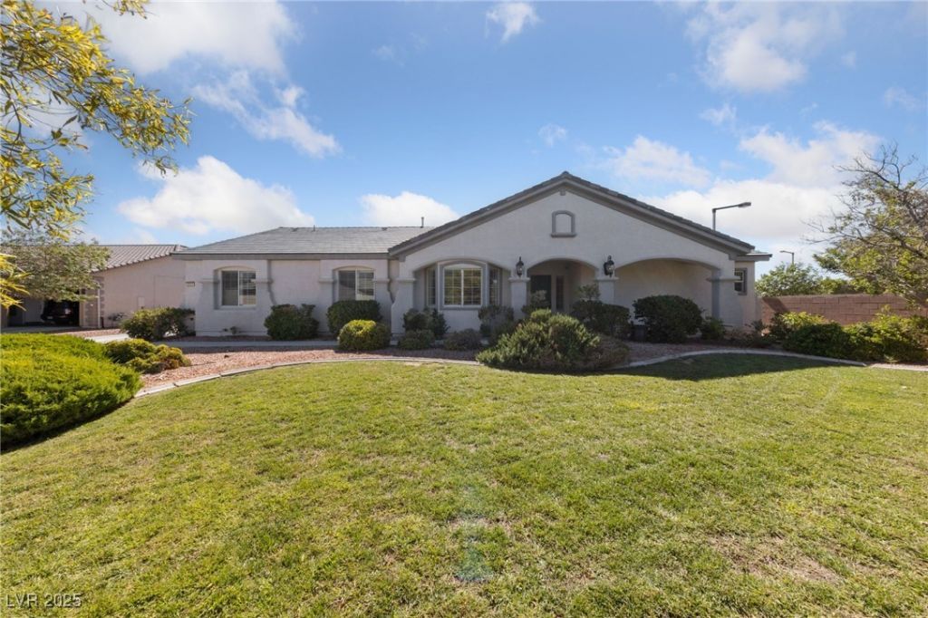 5921 Lone Ranch Avenue, Las Vegas, NV 89131 Main Photo
