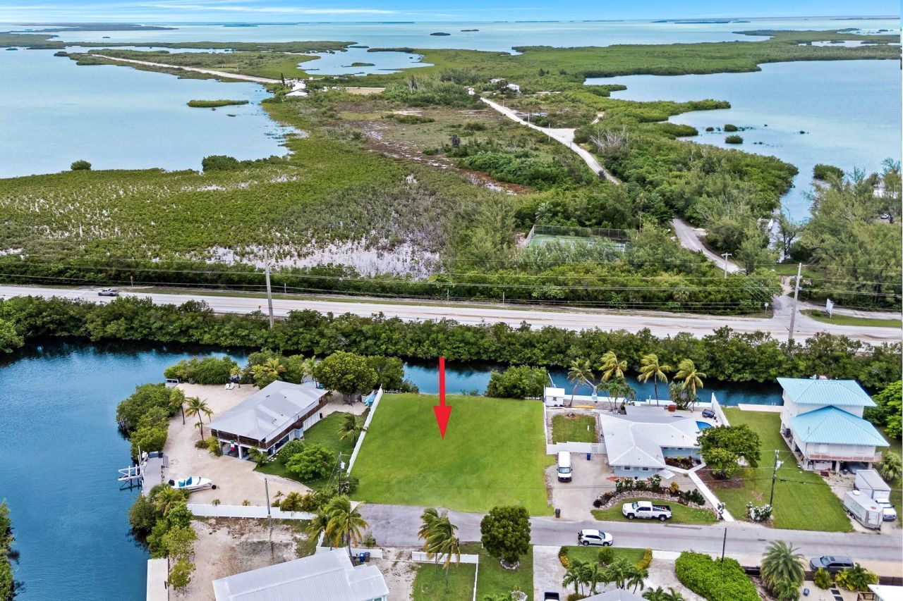 16841 Driftwood Lane, Sugarloaf, FL 33042 Photo