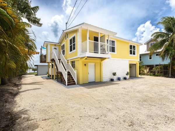 56 Bay Drive, Saddle Bunch, FL 33040