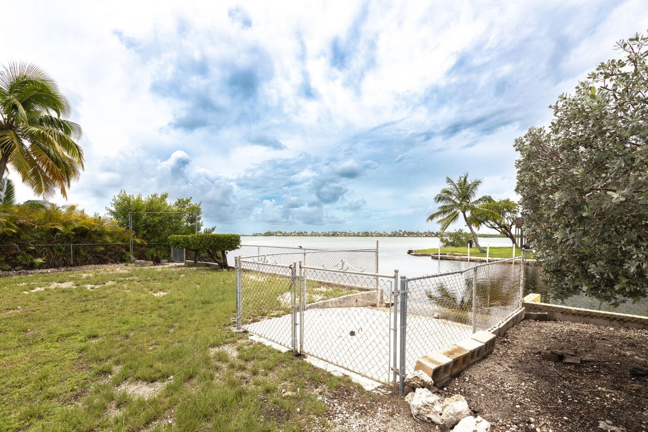 56 Bay Drive, Saddle Bunch, FL 33040 Photo