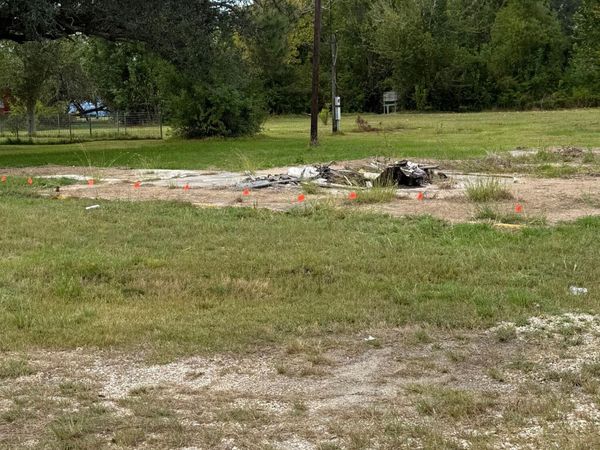 202 W Highway 90, Iowa, LA 70647