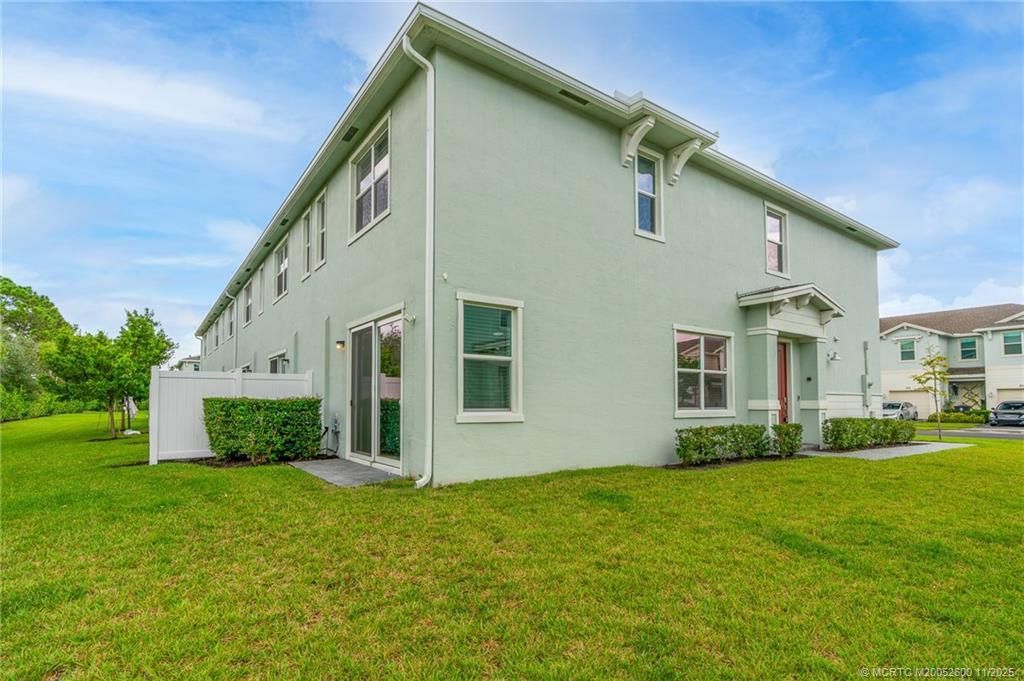 211 SE Woodbark Street, Port Saint Lucie, FL 34984 Photo