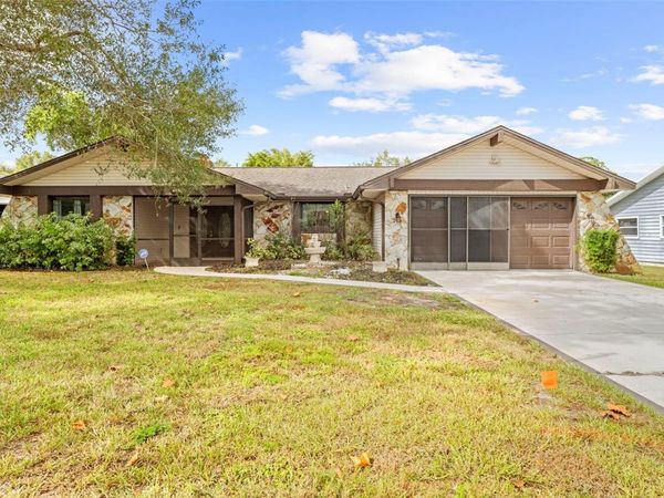 7401 GALLOWAY ROAD, WEEKI WACHEE, FL 34613