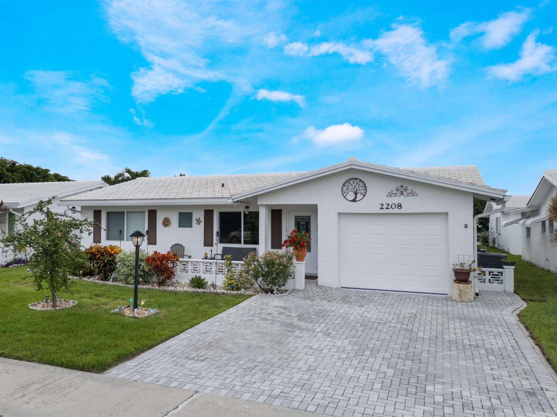 2208 SW 19th Avenue, Boynton Beach, FL 33426 Photo