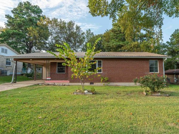 806 Woodlawn, Hot Springs, AR 71913