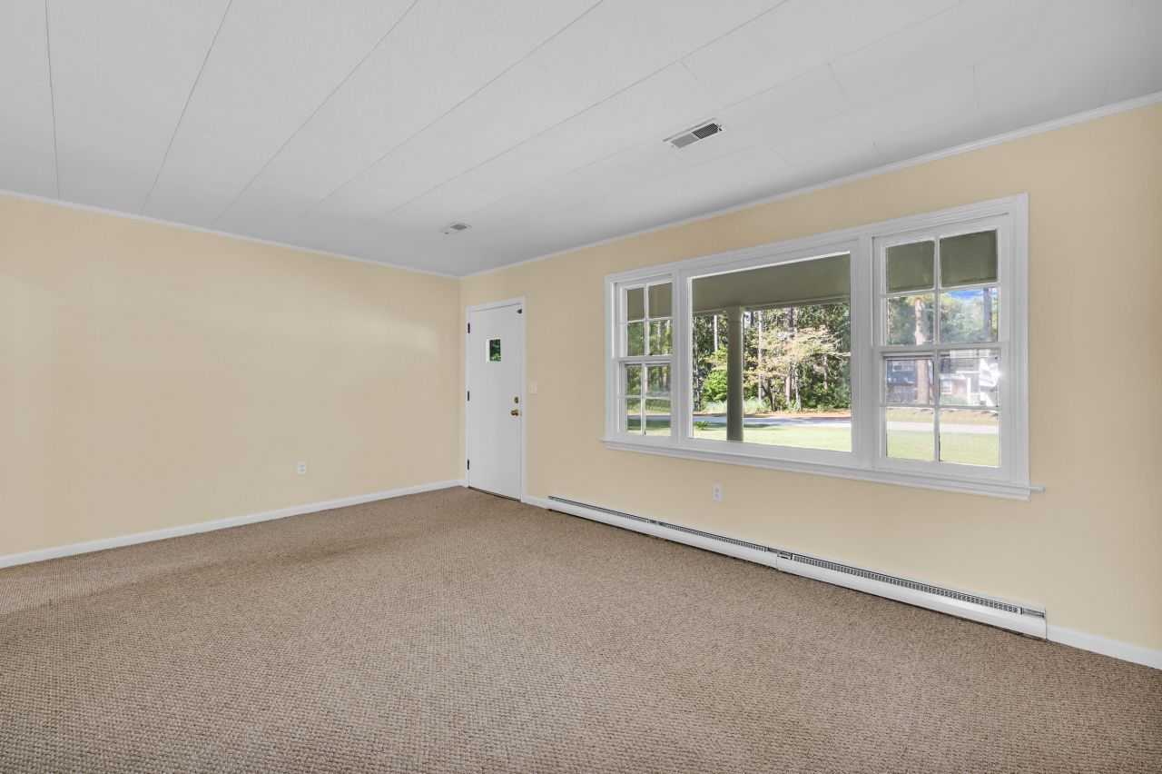 208 George Street Photo 12