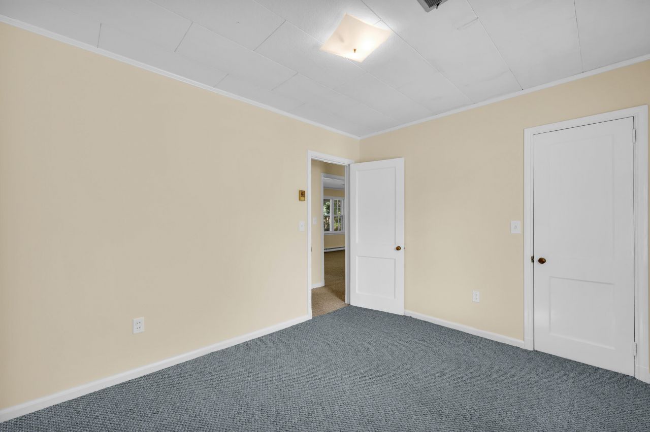 208 George Street Photo 31