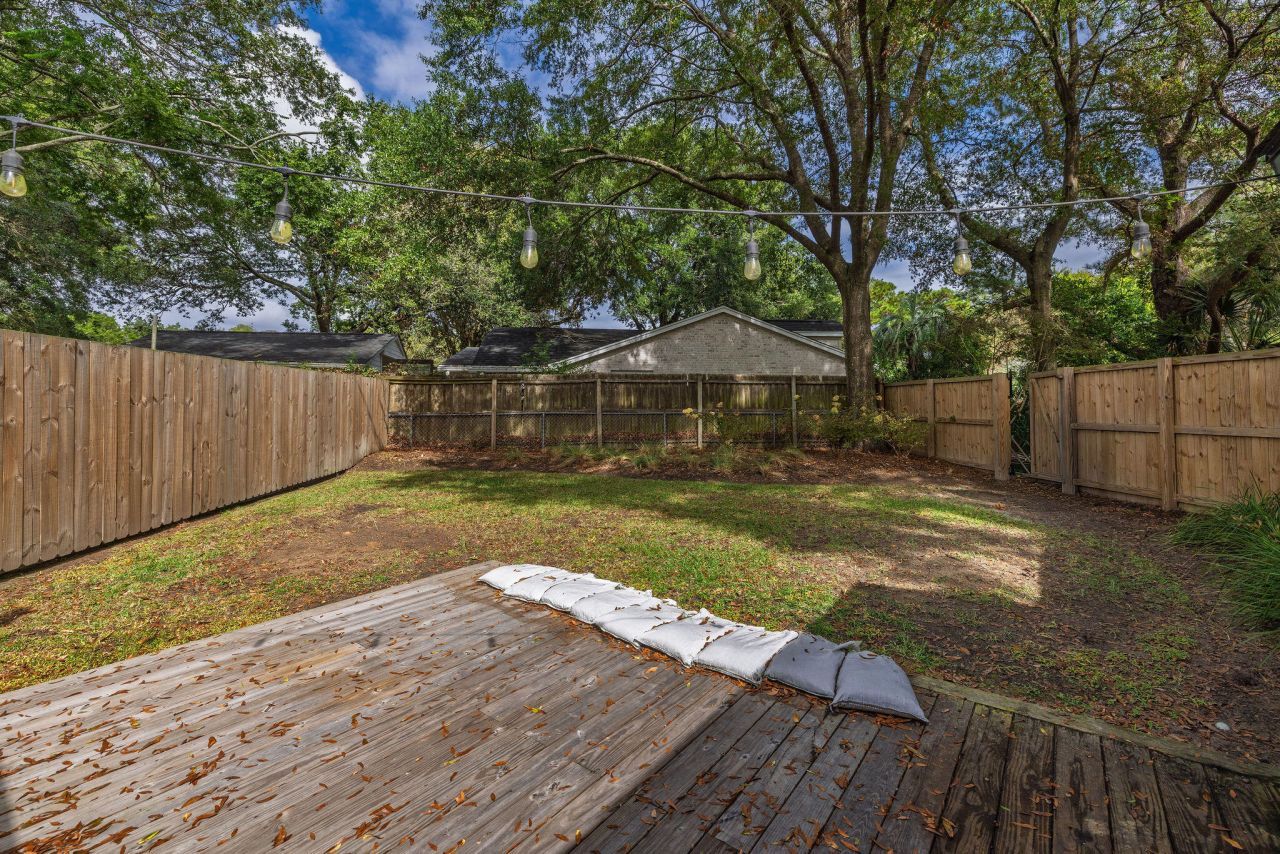 2 Ellen Avenue Photo 20