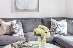 2 Ellen Avenue photo 4