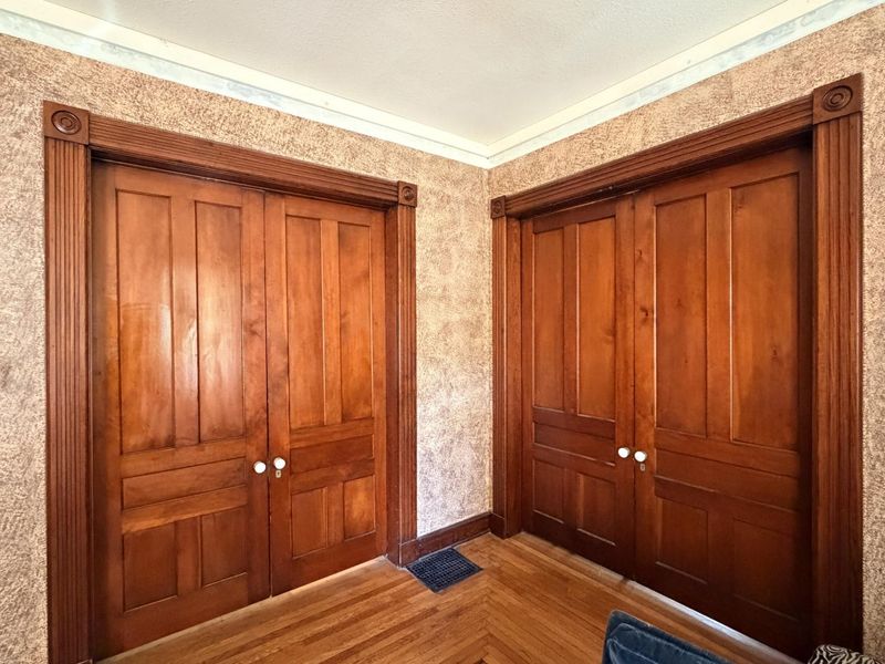 325 E Chillicothe Avenue, Bellefontaine, OH 43311 Photo 2