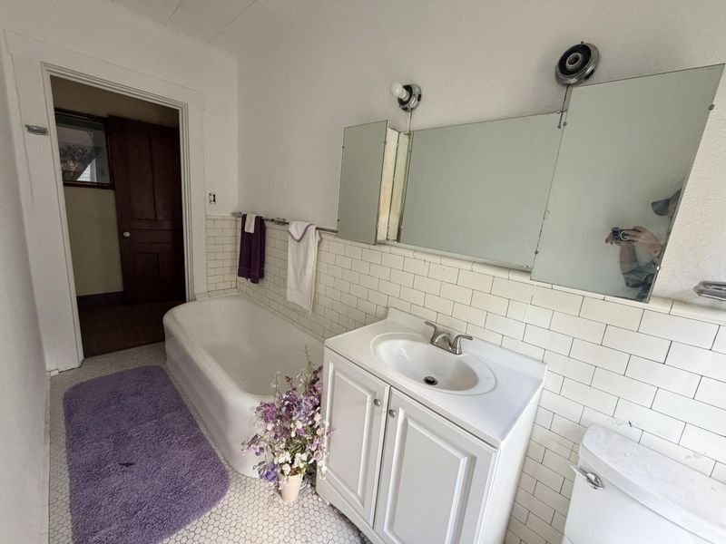 325 E Chillicothe Avenue, Bellefontaine, OH 43311 Photo 24