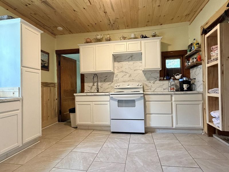 325 E Chillicothe Avenue, Bellefontaine, OH 43311 Photo 25