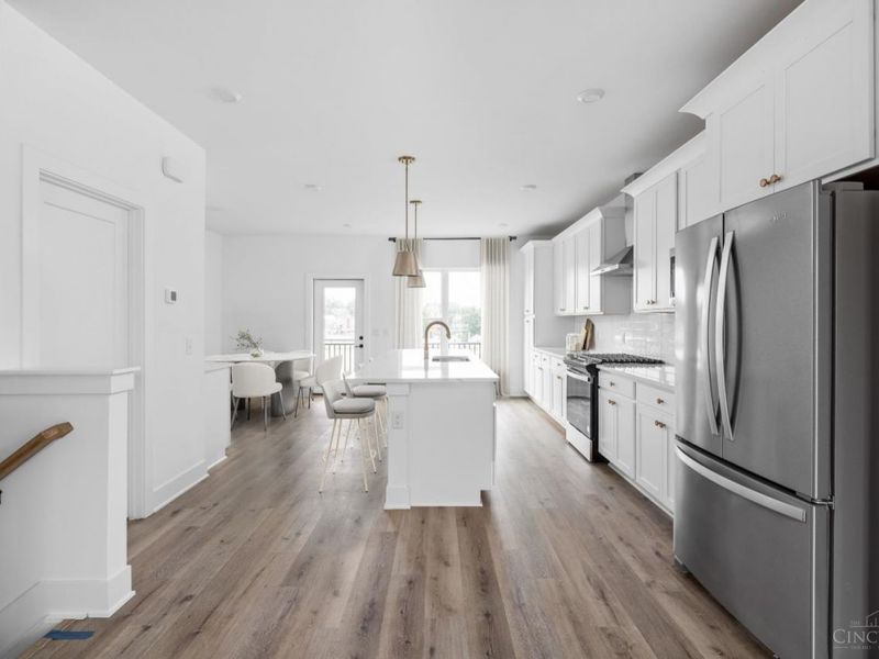 1611 Everly Place, Cincinnati, OH 45206 Photo 3