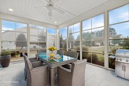 421 Four Seasons Boulevard photo 4