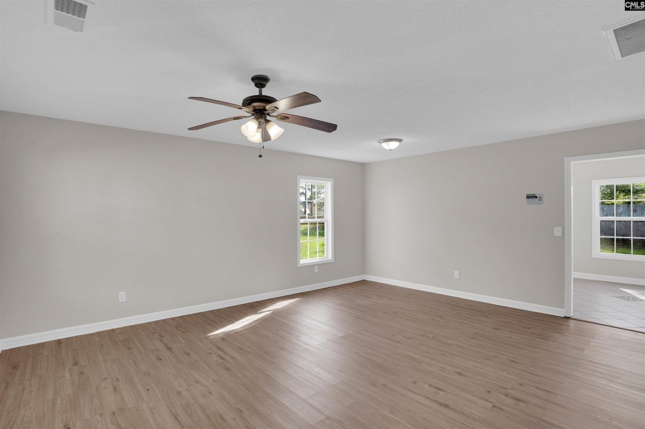 19 Finch Wood Drive Photo 10