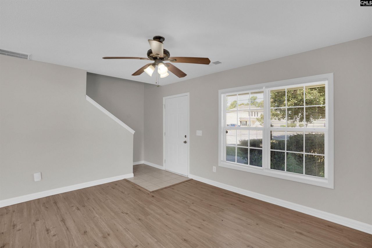 19 Finch Wood Drive Photo 12