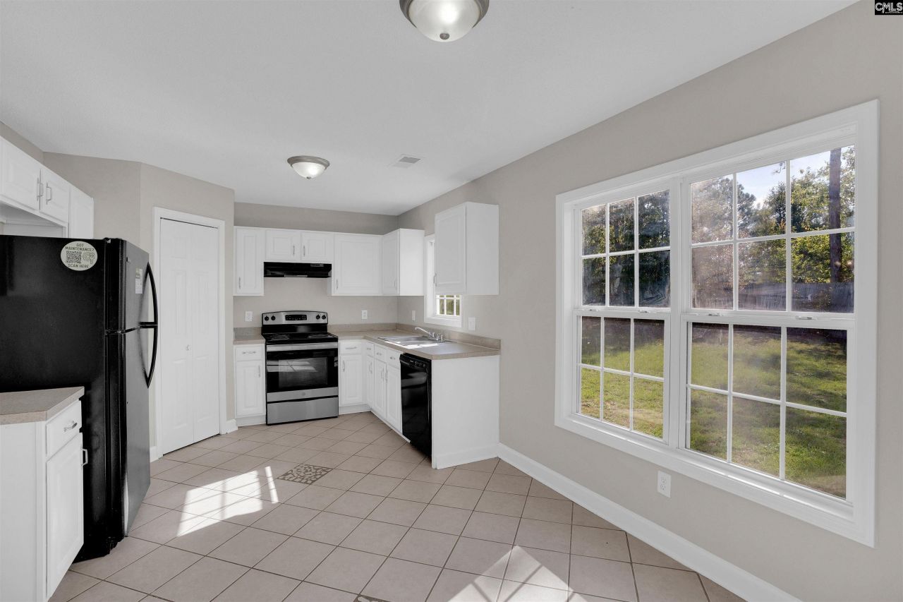 19 Finch Wood Drive Photo 17