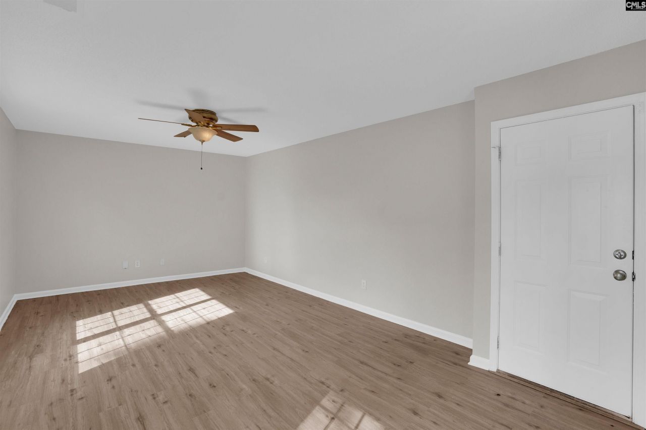 19 Finch Wood Drive Photo 21