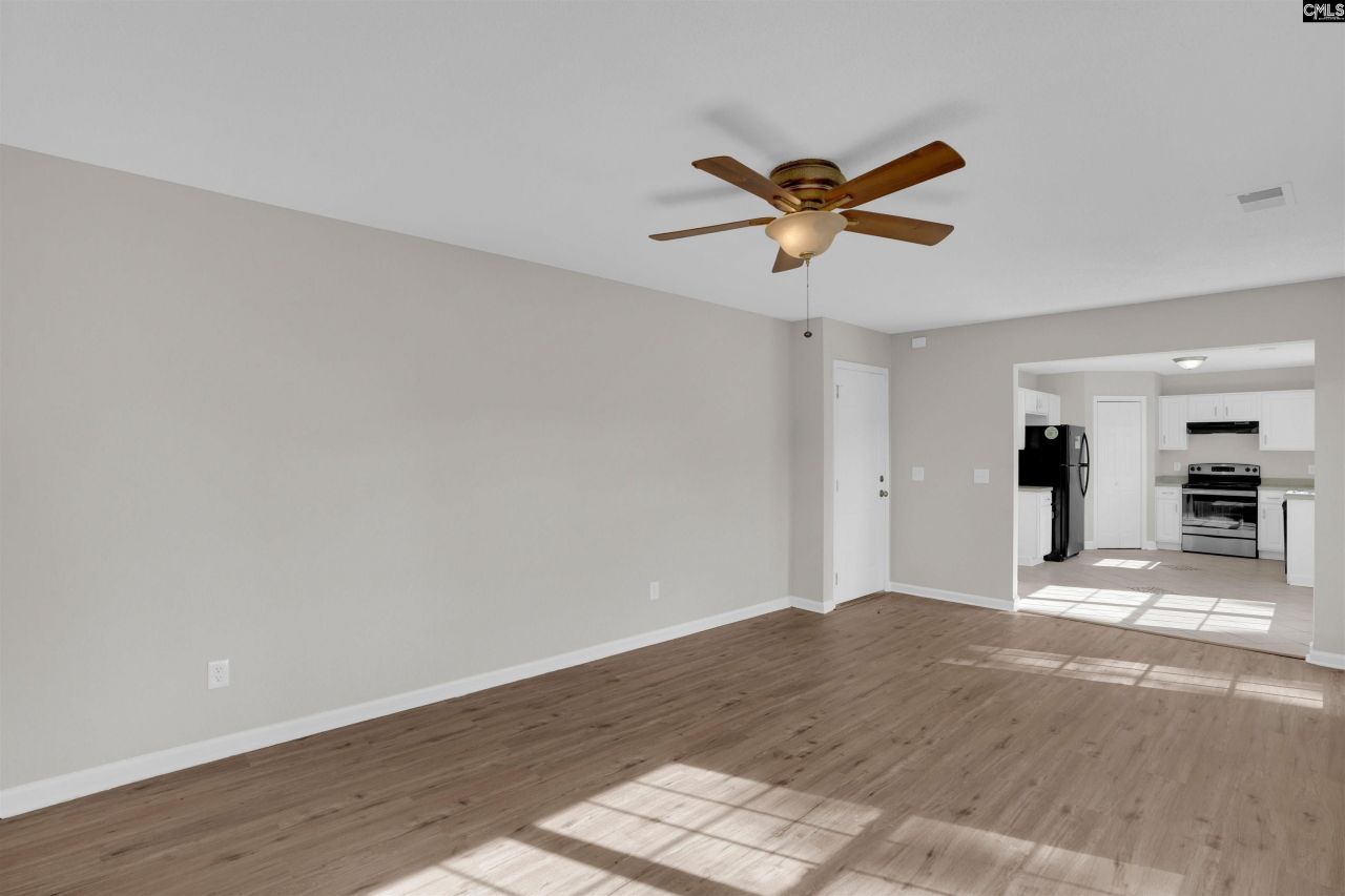 19 Finch Wood Drive Photo 24