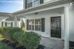 19 Finch Wood Drive photo 4