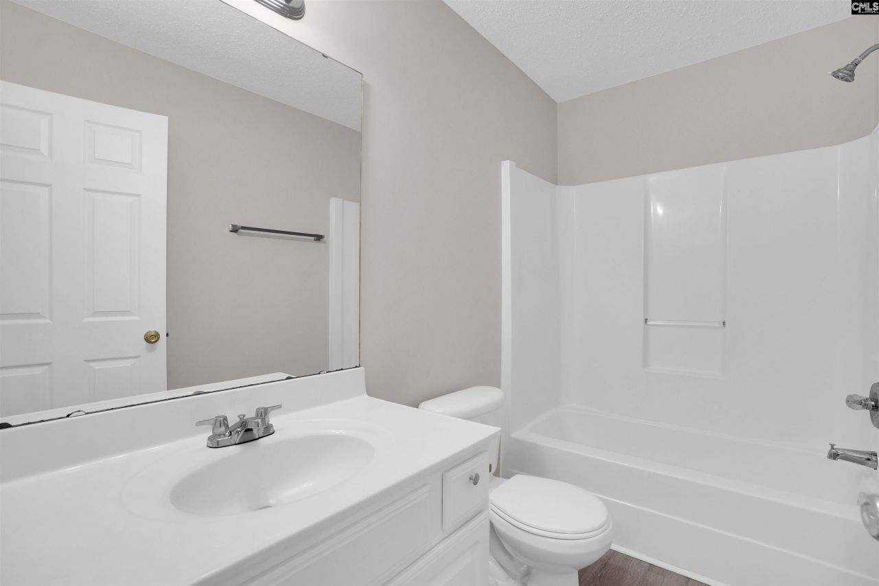 19 Finch Wood Drive Photo 37