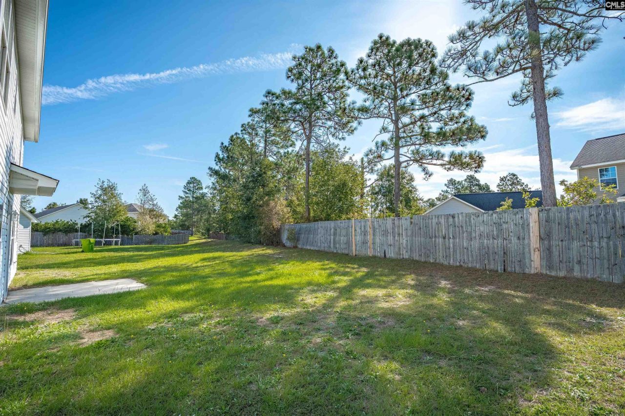 19 Finch Wood Drive Photo 4