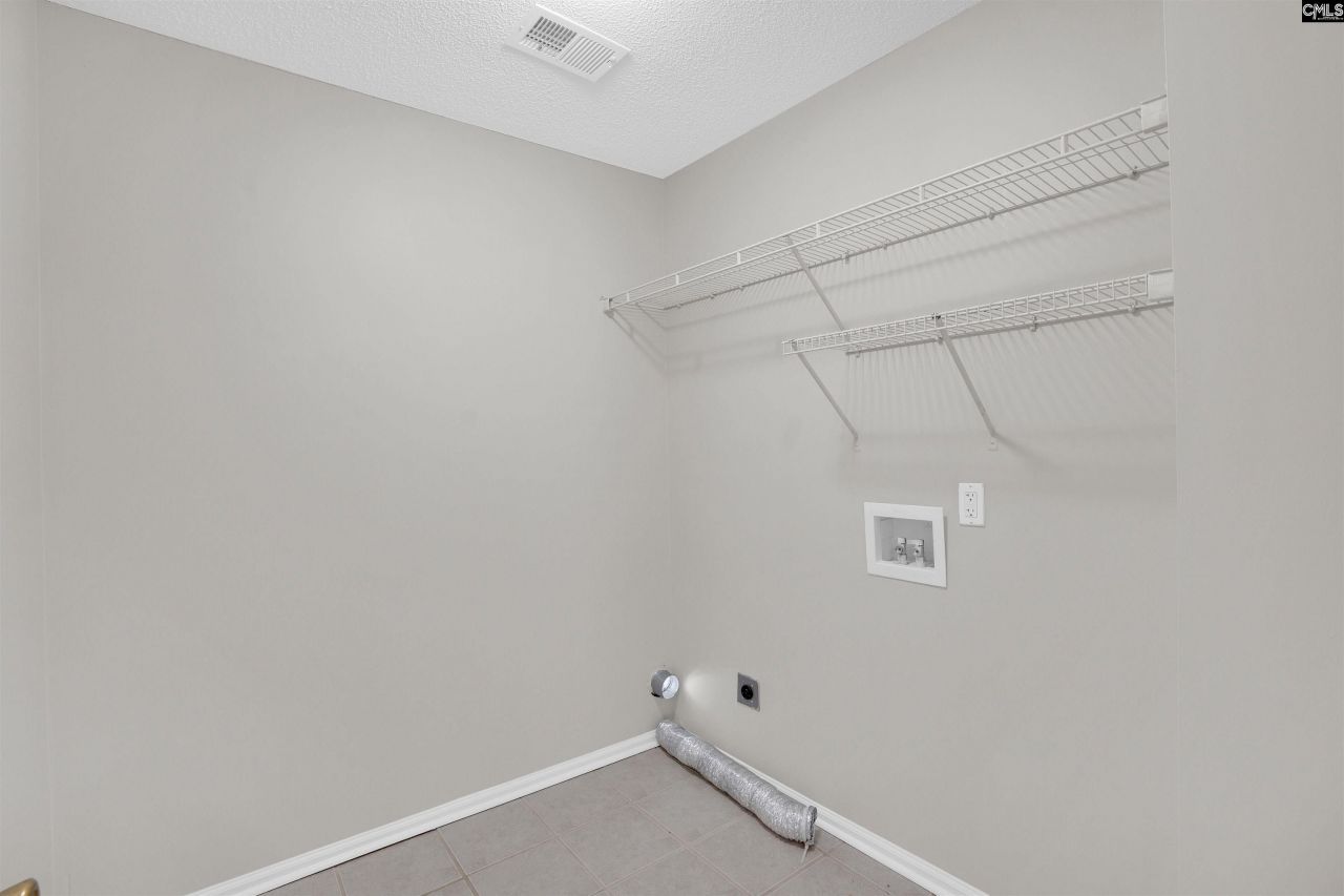 19 Finch Wood Drive Photo 40