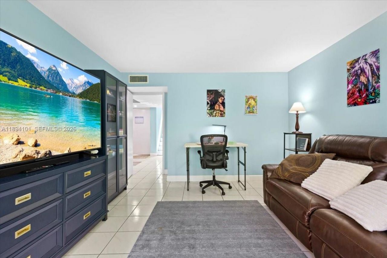 9450 Live Oak Pl, Unit 109, Davie, FL 33324 Photo