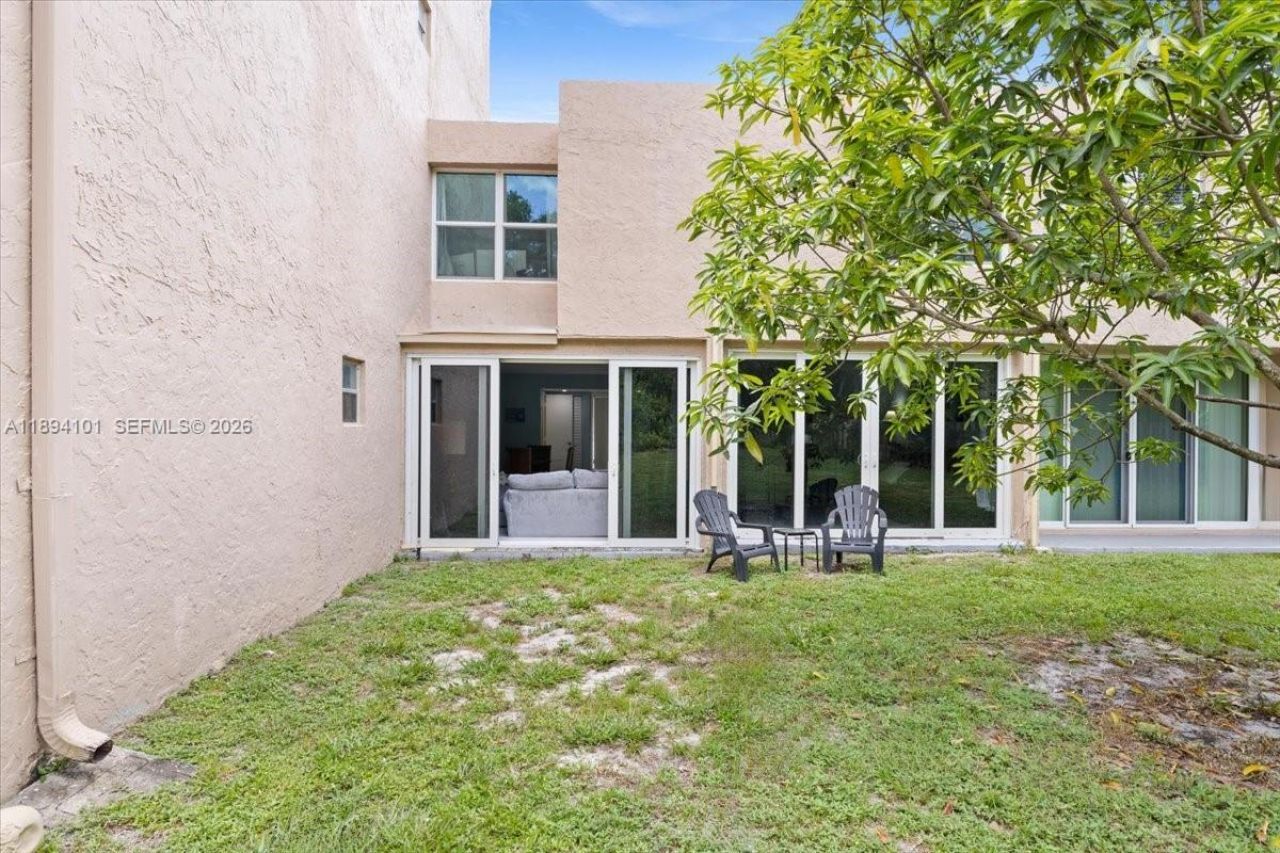 9450 Live Oak Pl, Unit 109, Davie, FL 33324 Photo