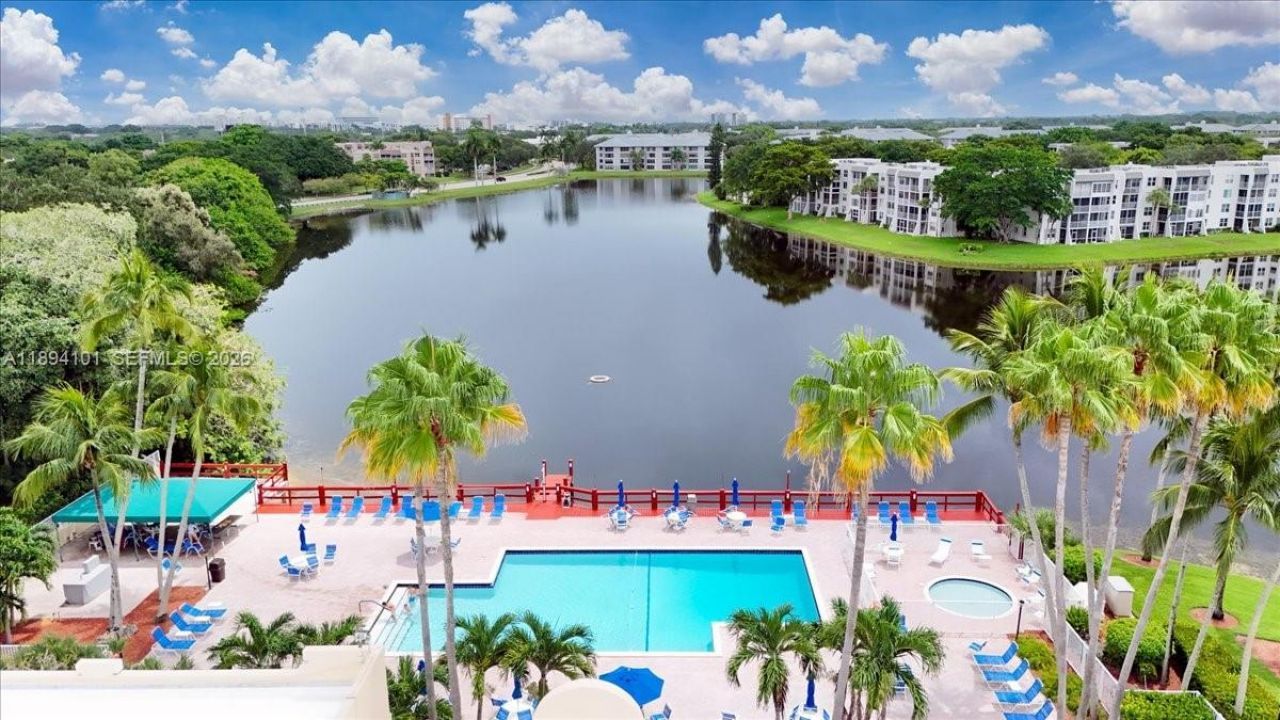 9450 Live Oak Pl, Unit 109, Davie, FL 33324 Photo