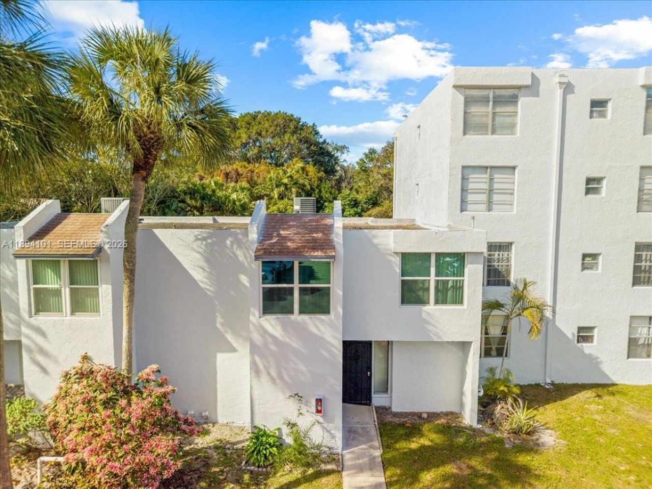 9450 Live Oak Pl, Unit 109, Davie, FL 33324 Photo