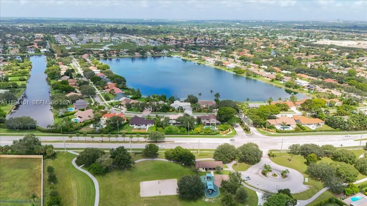 9450 Live Oak Pl, Unit 109, Davie, FL 33324 Photo