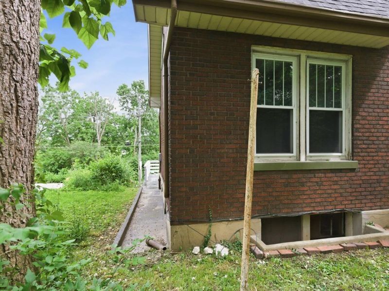 27 Phillips Avenue, Saint Bernard, OH 45217 Photo 8