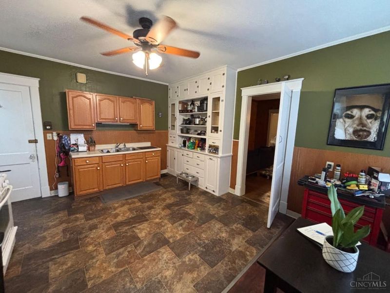 27 Phillips Avenue, Saint Bernard, OH 45217 Photo 9