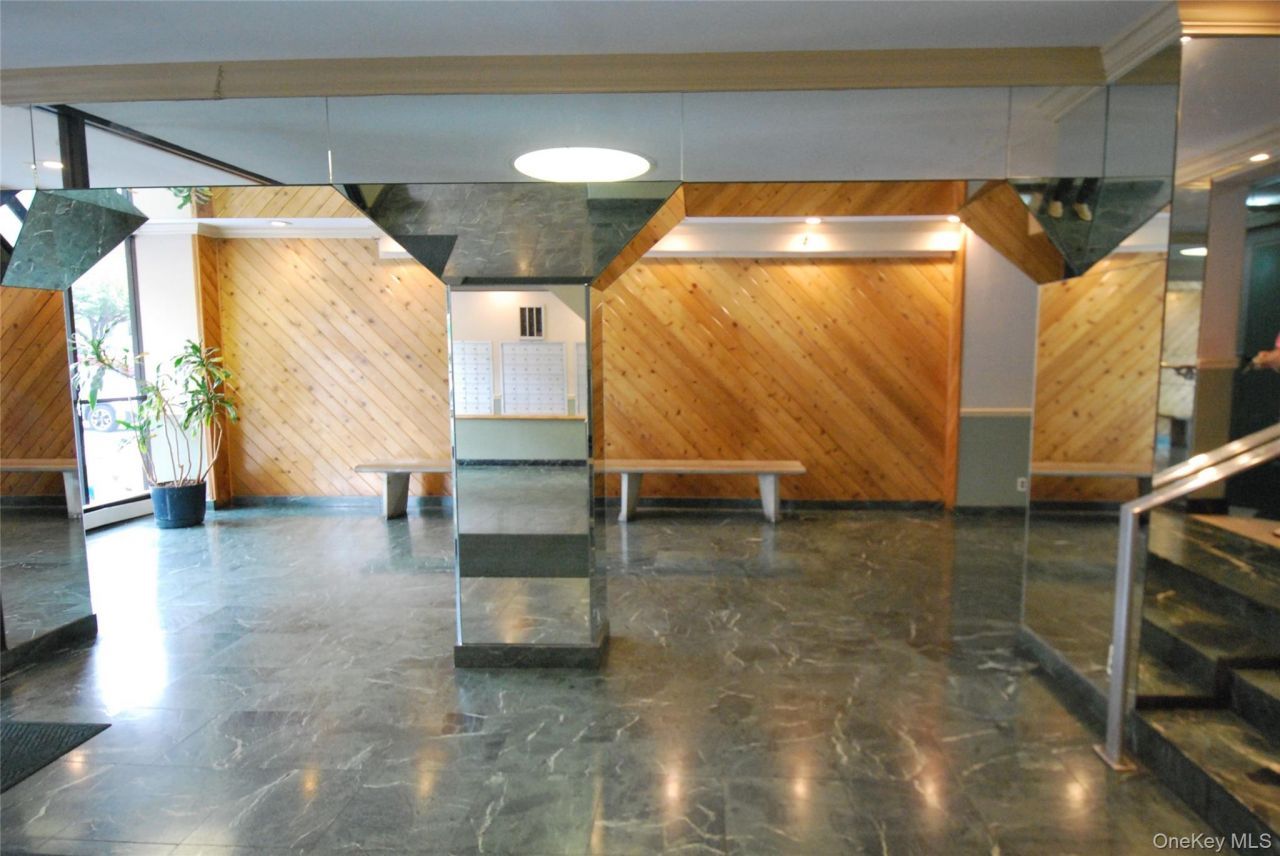 1523 Central Park Avenue, Unit 5F, Yonkers, NY 10710 Main Photo