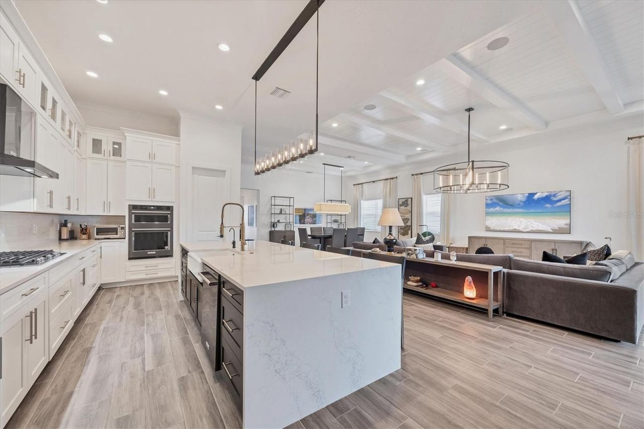 8195 Redonda Loop, Lakewood Ranch, FL 34202 Photo