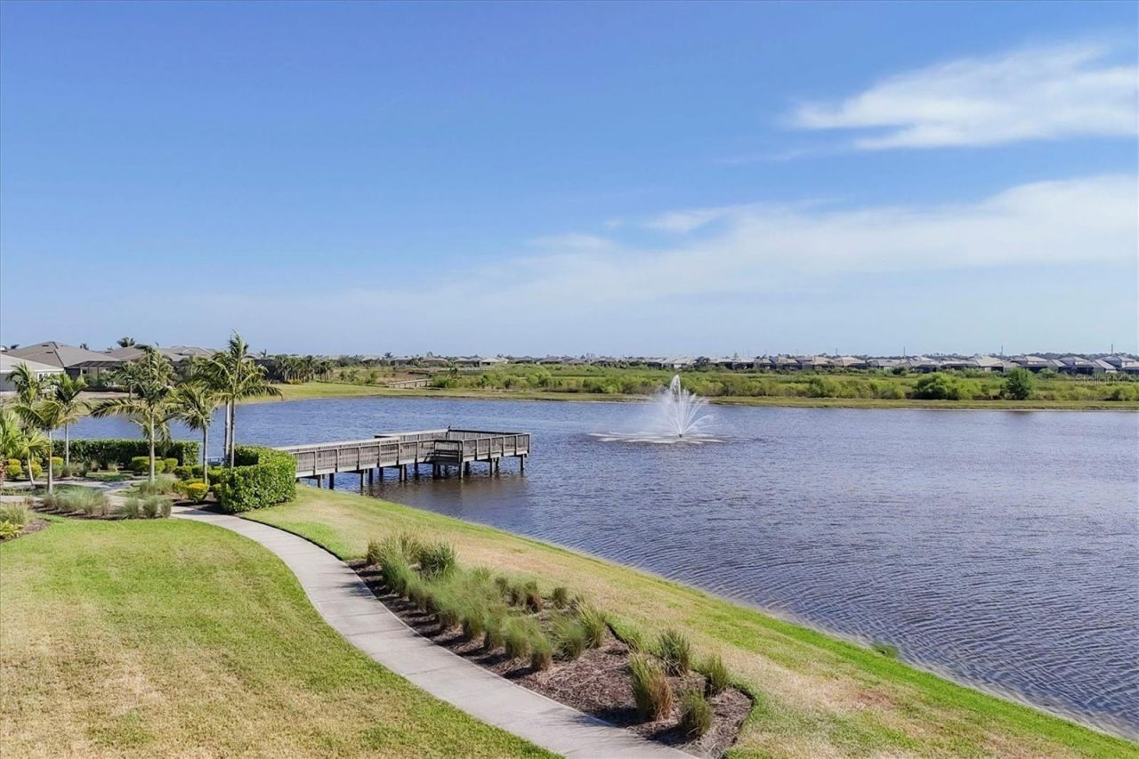 8195 Redonda Loop, Lakewood Ranch, FL 34202 Photo