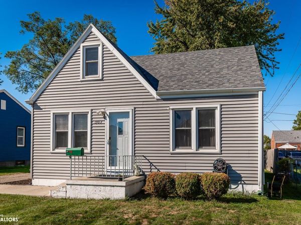 307 S 15Th Avenue, Marshalltown, IA 50158