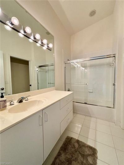 6650 SE Beach Resort Dr, Unit 910, Naples, FL 34114 Photo