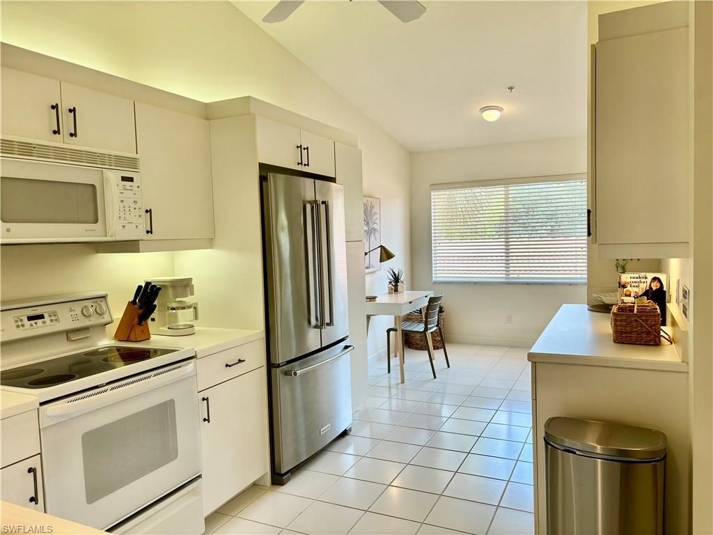 6650 SE Beach Resort Dr, Unit 910, Naples, FL 34114 Photo
